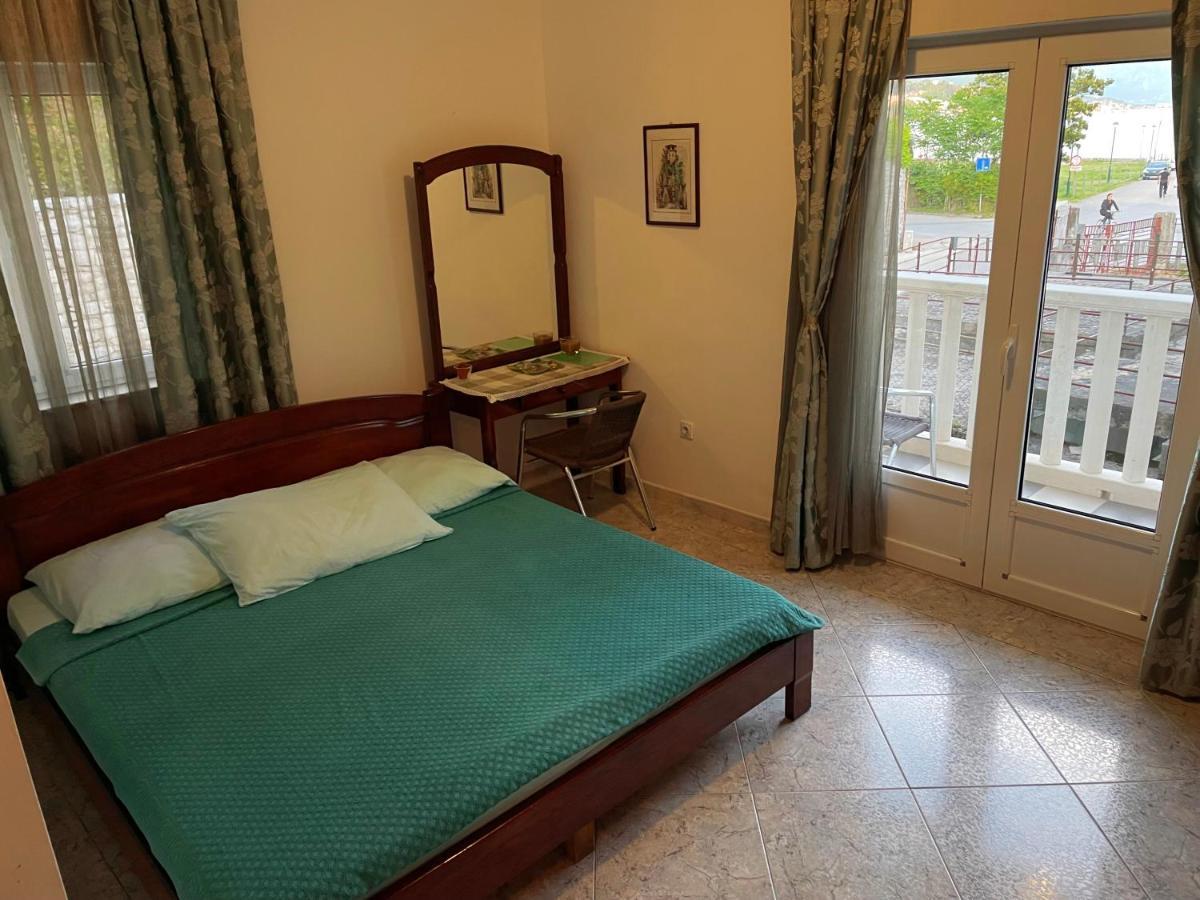 Apartmani Mina Herceg Novi Exteriér fotografie